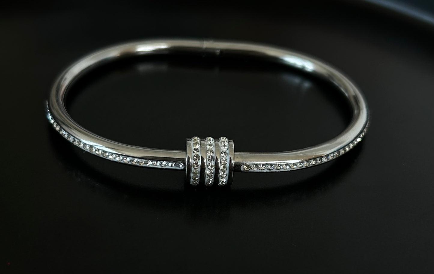 The Radiance Bangle | Silver