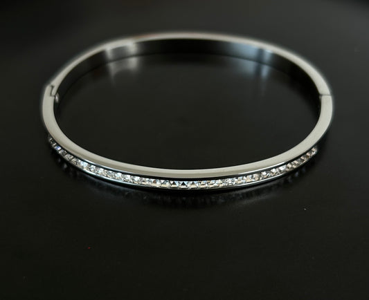 Stellar Glow Bangle | Silver